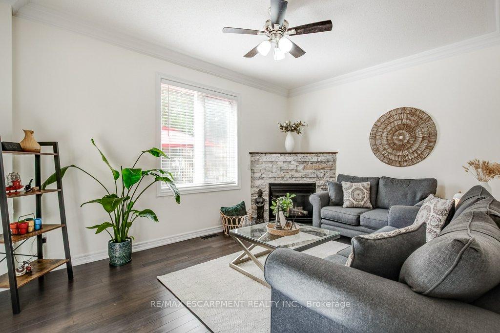 Photo 14 of 178 Chudleigh Street, Hamilton, Waterdown — HOMEH