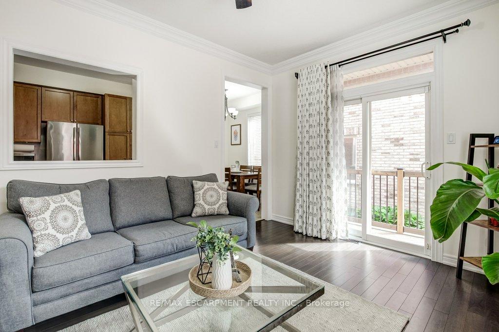 Photo 15 of 178 Chudleigh Street, Hamilton, Waterdown — HOMEH