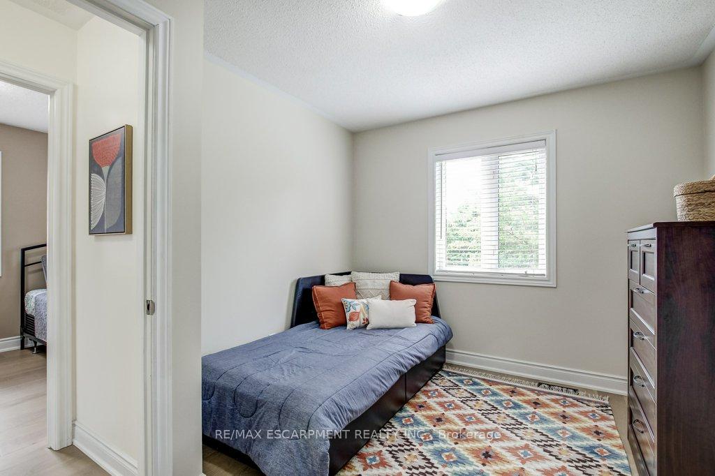 Photo 22 of 178 Chudleigh Street, Hamilton, Waterdown — HOMEH