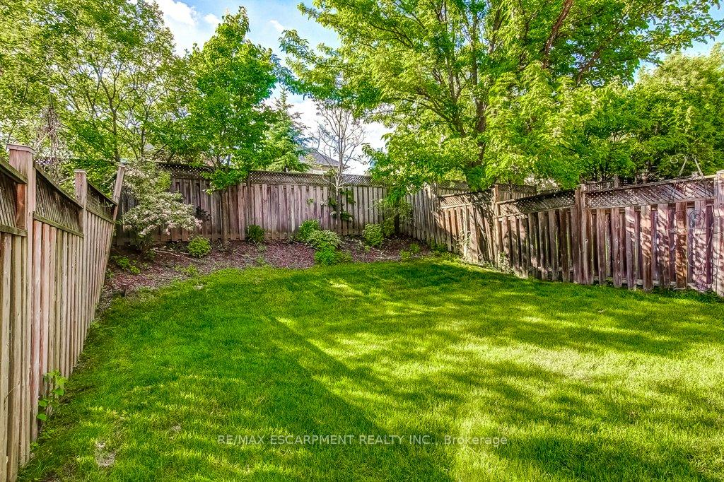 Photo 29 of 178 Chudleigh Street, Hamilton, Waterdown — HOMEH