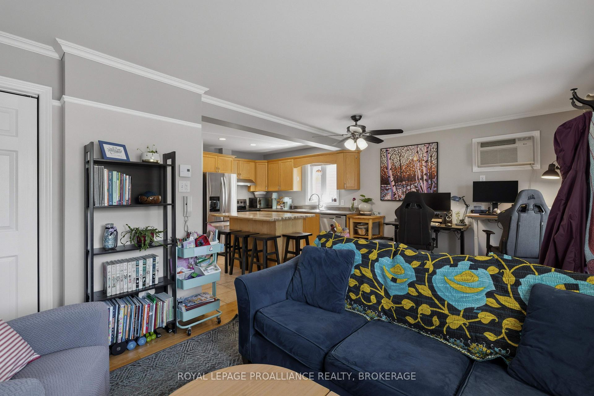 Photo 13 of Unit 2104, 225 Oak Street, Gananoque, Gananoque — HOMEH