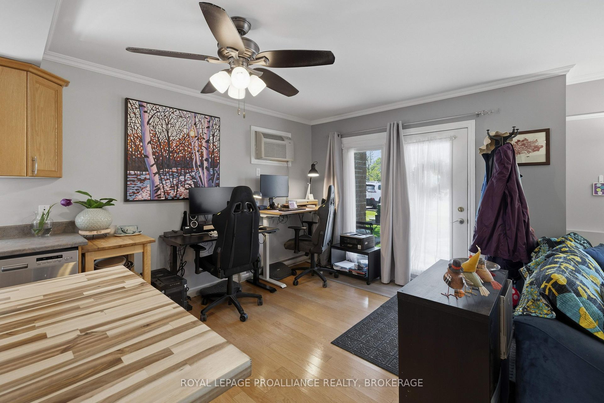 Photo 15 of Unit 2104, 225 Oak Street, Gananoque, Gananoque — HOMEH