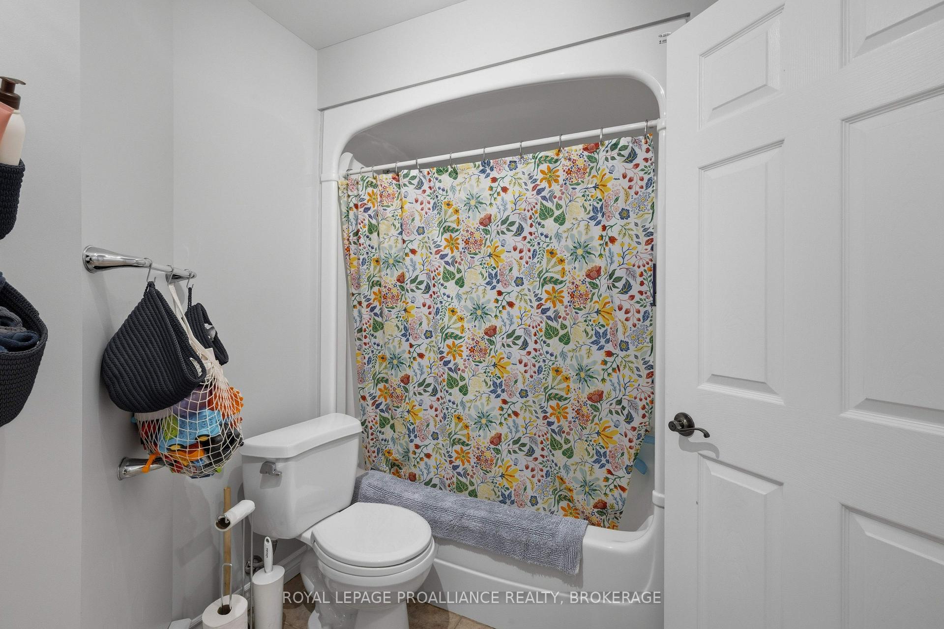 Photo 21 of Unit 2104, 225 Oak Street, Gananoque, Gananoque — HOMEH