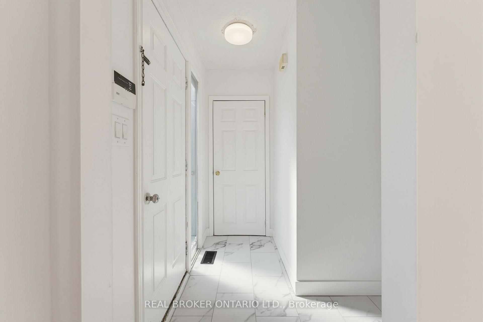 Photo 7 of 805 Tate Avenue, Hamilton, Parkview — HOMEH