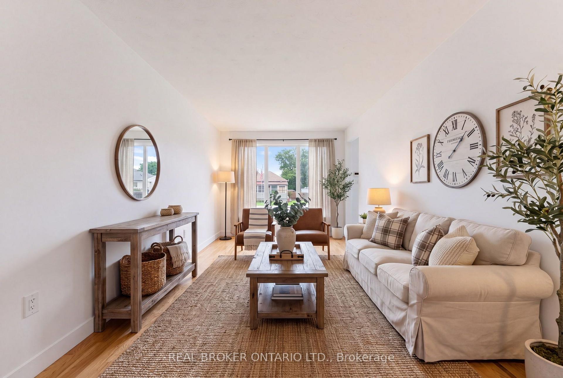 Photo 9 of 805 Tate Avenue, Hamilton, Parkview — HOMEH