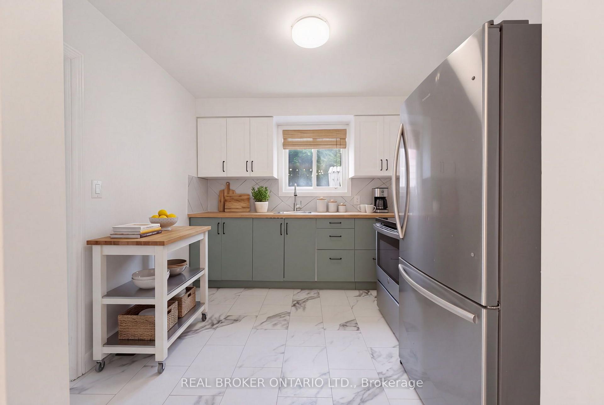 Photo 16 of 805 Tate Avenue, Hamilton, Parkview — HOMEH