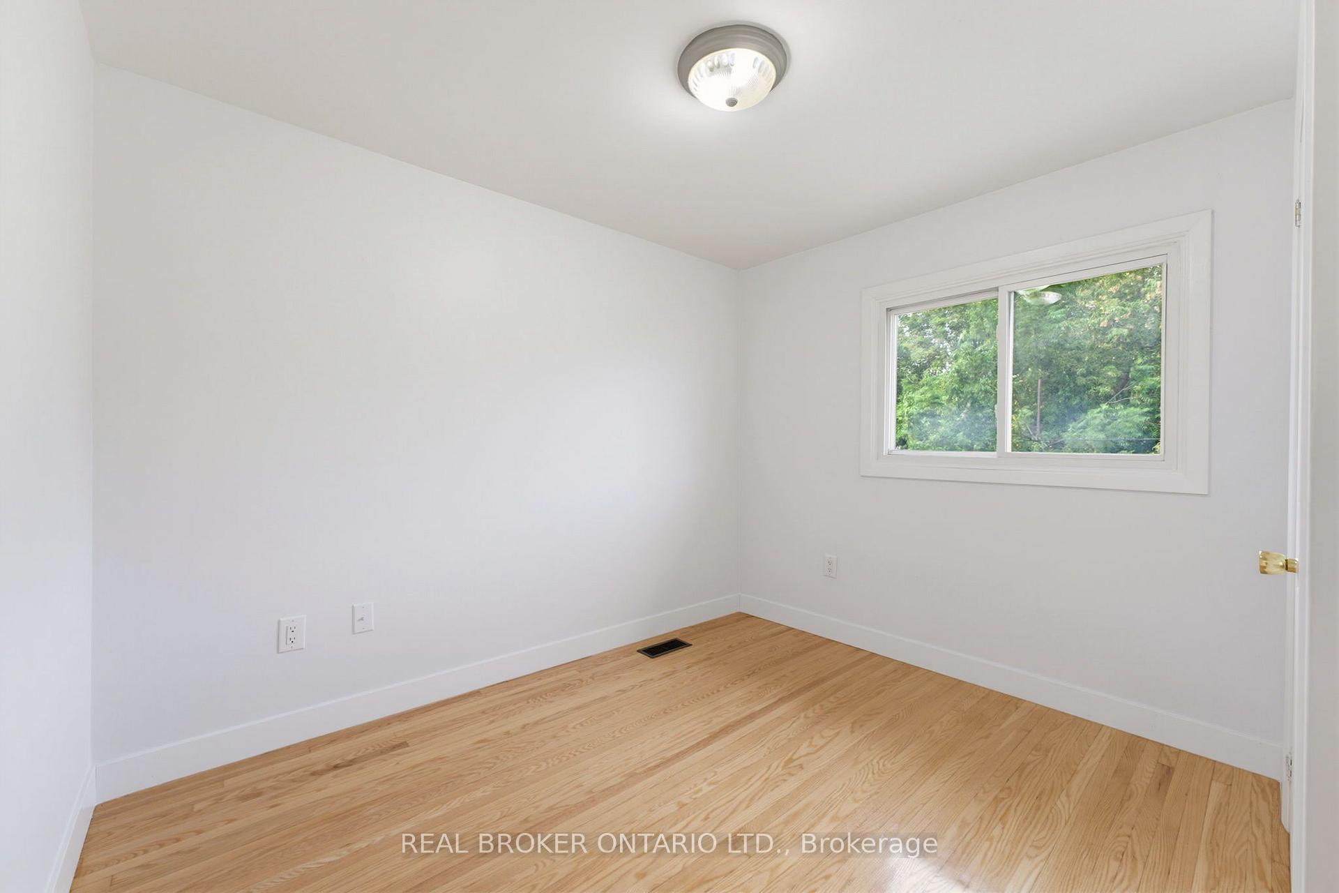 Photo 23 of 805 Tate Avenue, Hamilton, Parkview — HOMEH