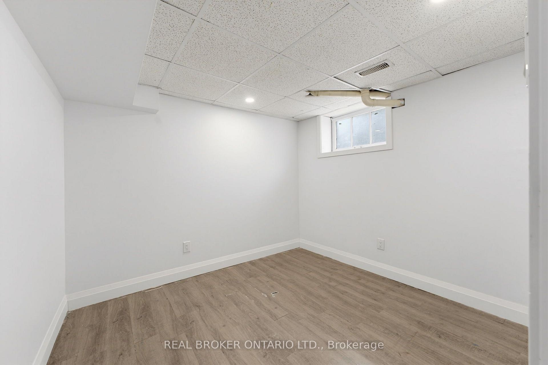 Photo 33 of 805 Tate Avenue, Hamilton, Parkview — HOMEH