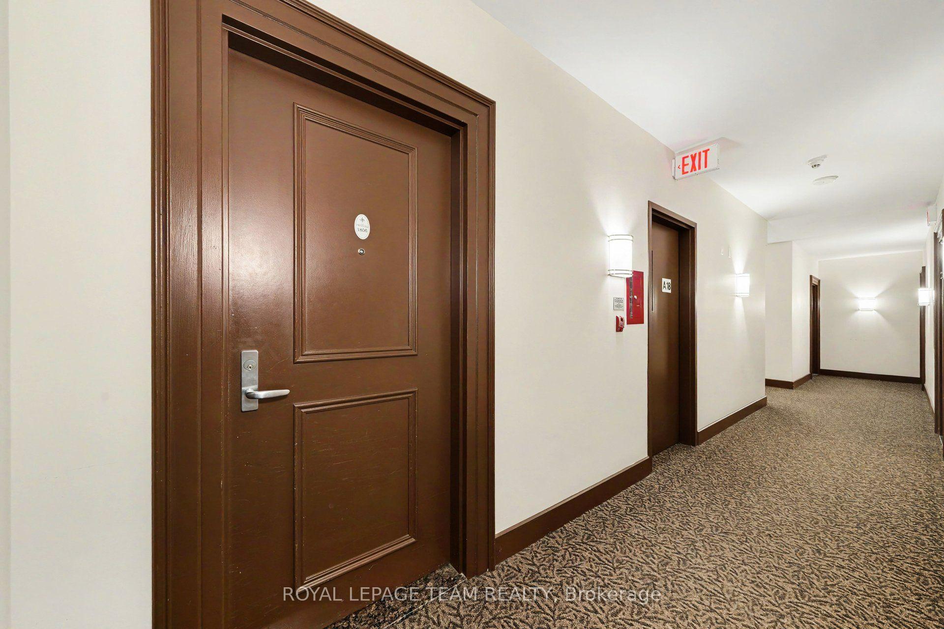 Photo 3 of Unit 1806, 70 Landry Street, Ottawa, Vanier — HOMEH