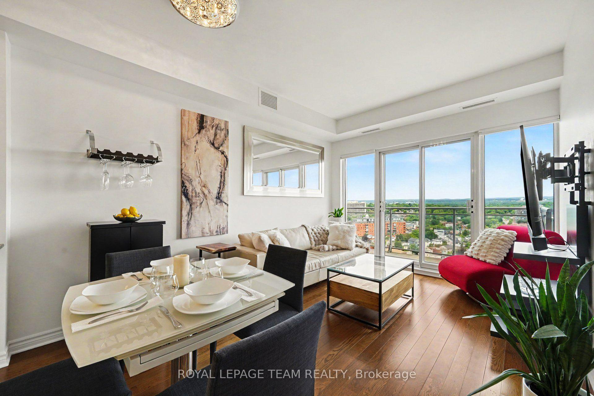 Photo 10 of Unit 1806, 70 Landry Street, Ottawa, Vanier — HOMEH