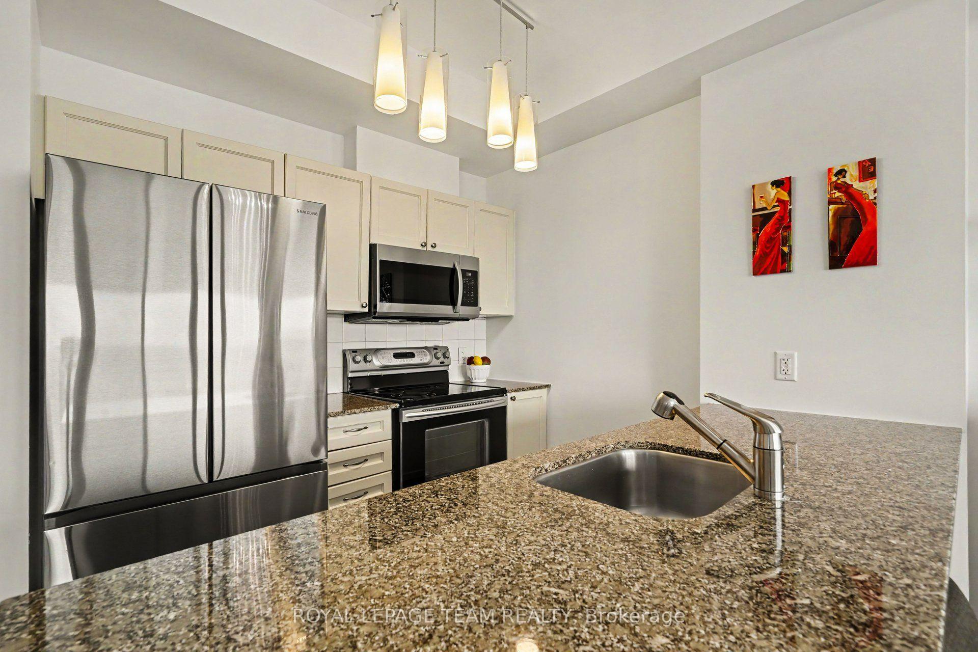 Photo 12 of Unit 1806, 70 Landry Street, Ottawa, Vanier — HOMEH