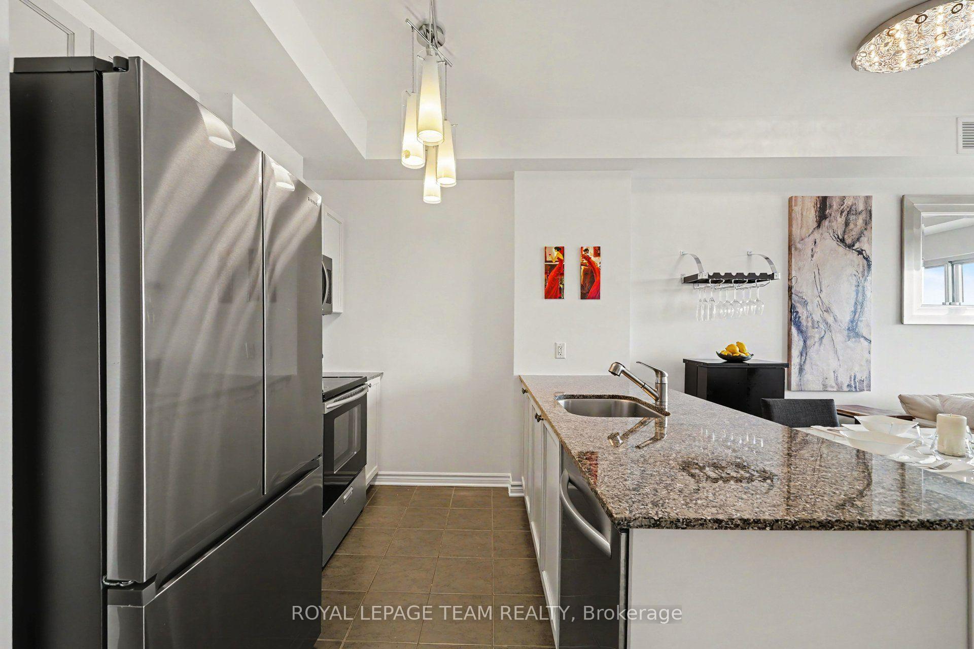 Photo 14 of Unit 1806, 70 Landry Street, Ottawa, Vanier — HOMEH
