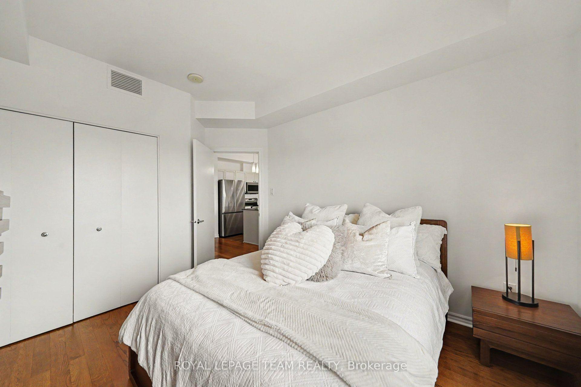 Photo 17 of Unit 1806, 70 Landry Street, Ottawa, Vanier — HOMEH