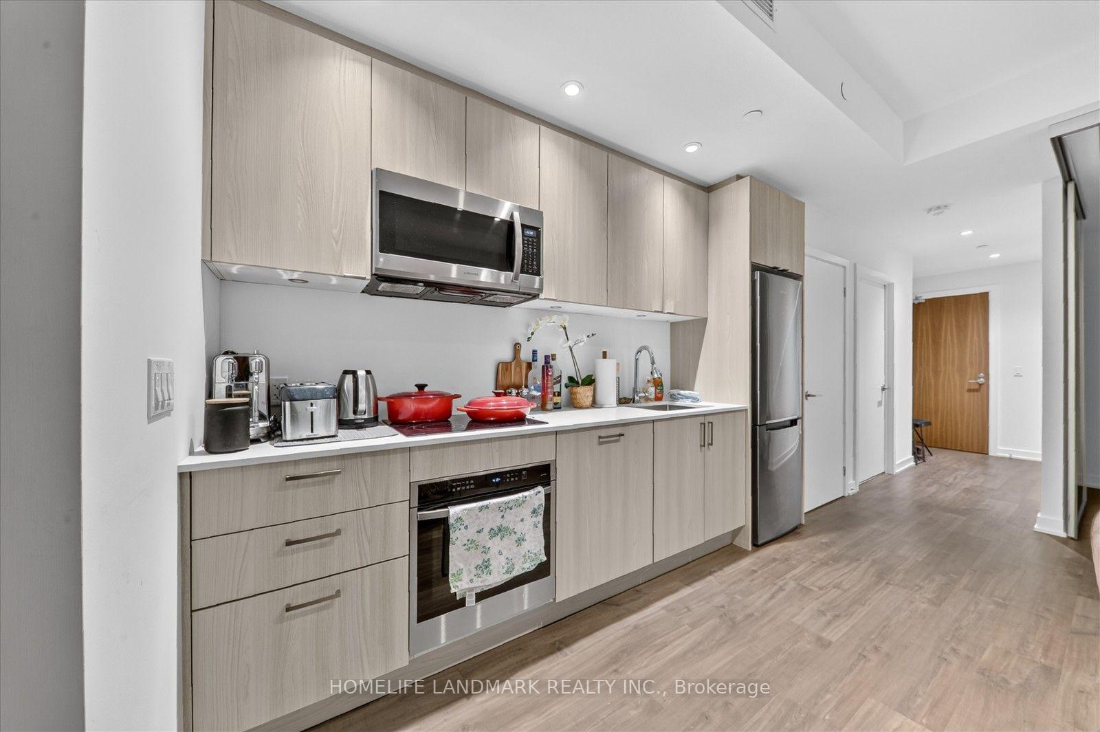 Photo 6 of Unit 2505, 1926 Lakeshore Boulevard W, Toronto, South Parkdale — HOMEH
