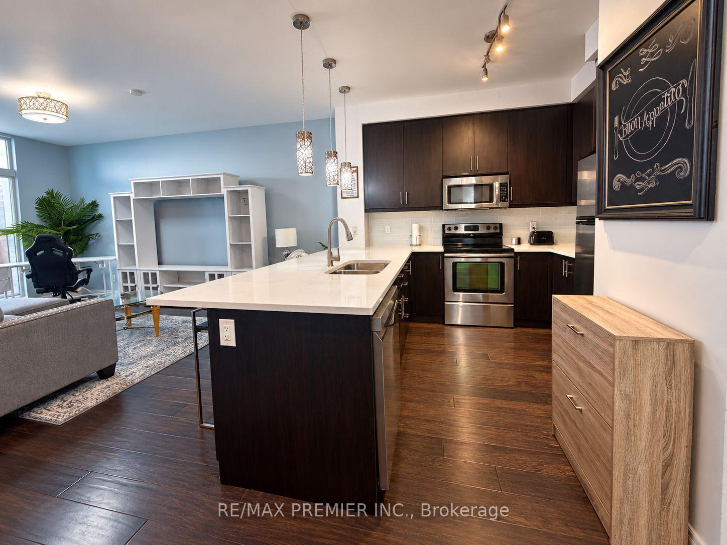 Photo 8 of Unit 1009, 9245 Jane Street, Vaughan, Maple — HOMEH