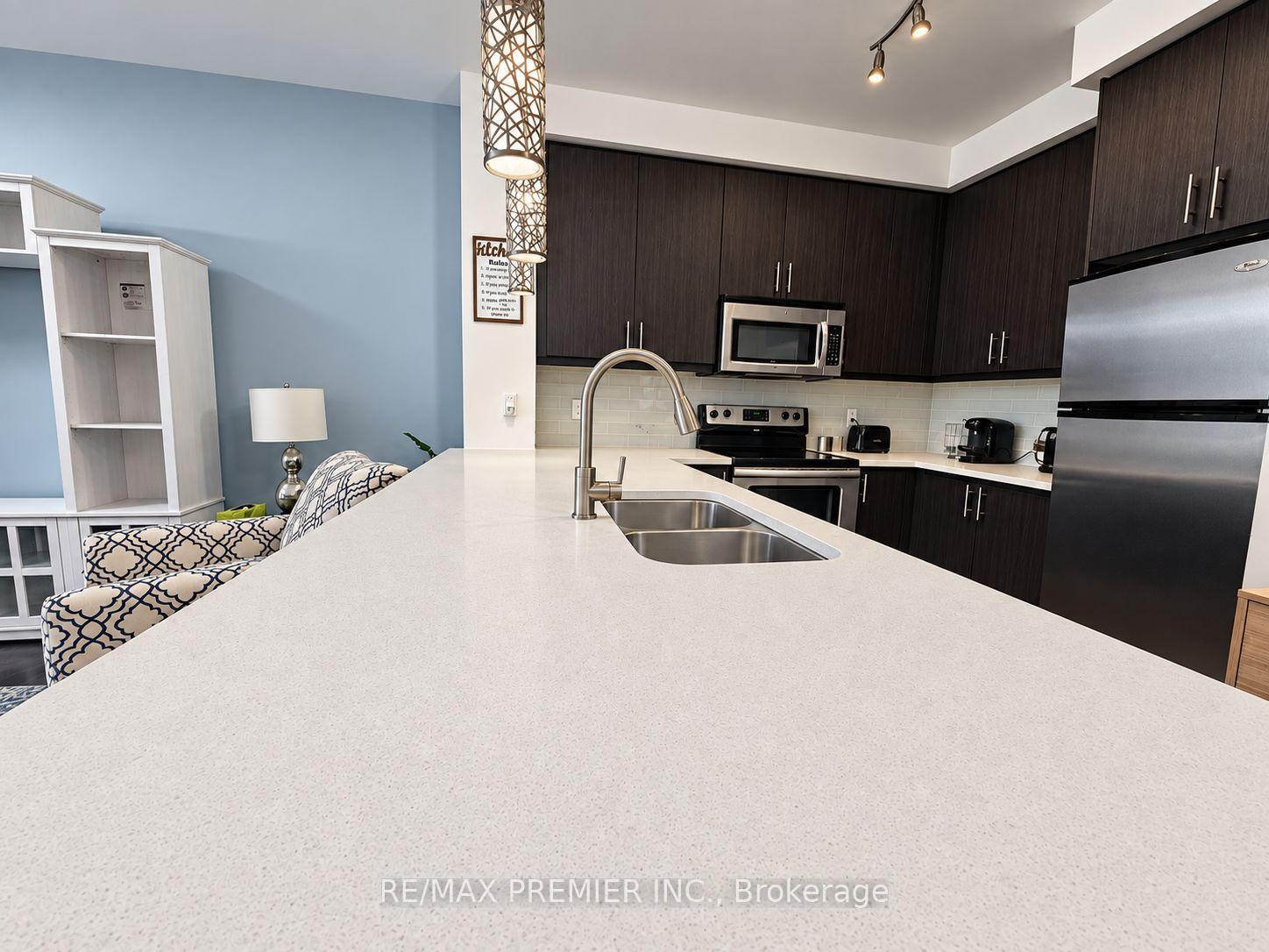 Photo 9 of Unit 1009, 9245 Jane Street, Vaughan, Maple — HOMEH
