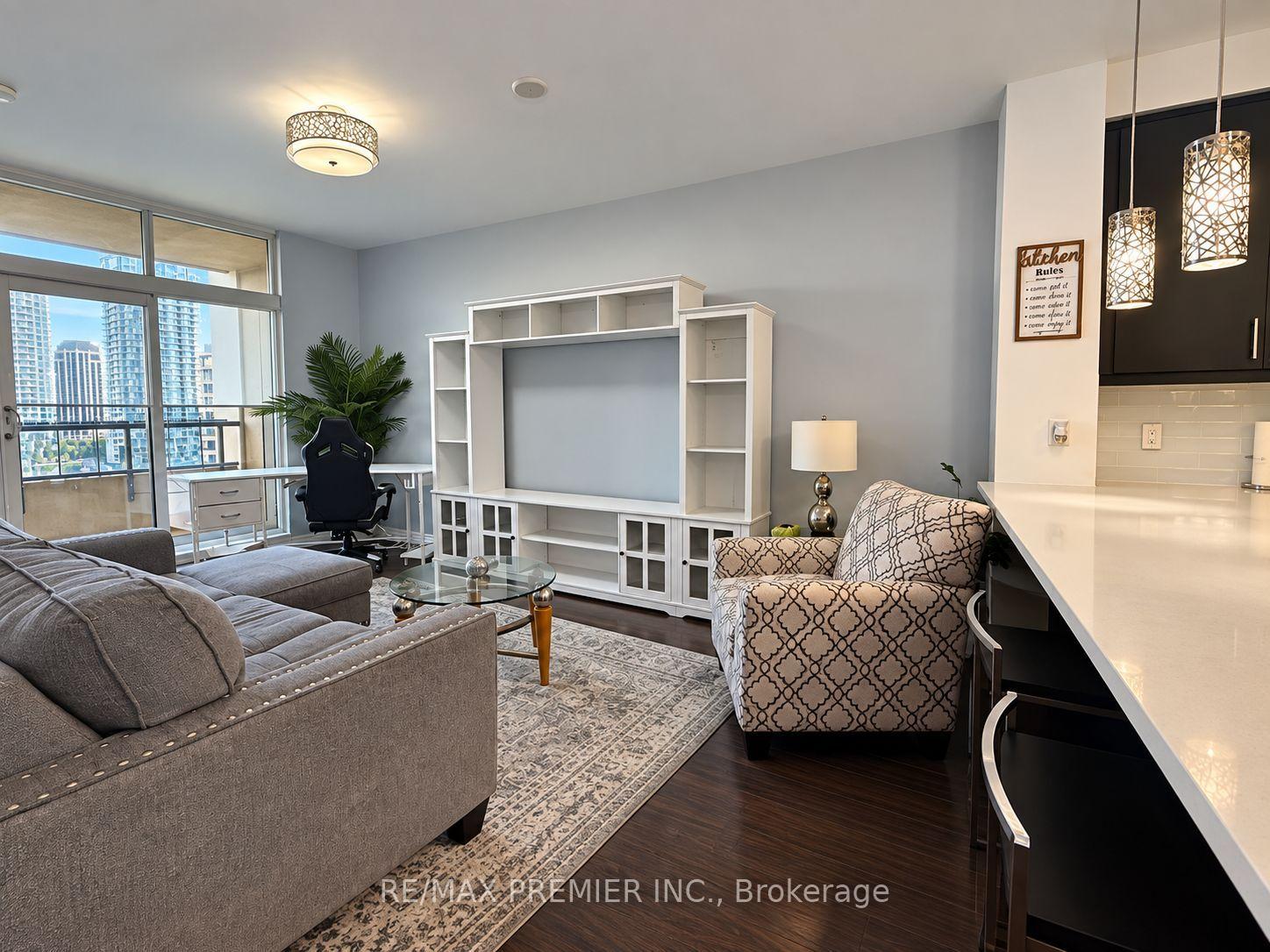 Photo 16 of Unit 1009, 9245 Jane Street, Vaughan, Maple — HOMEH