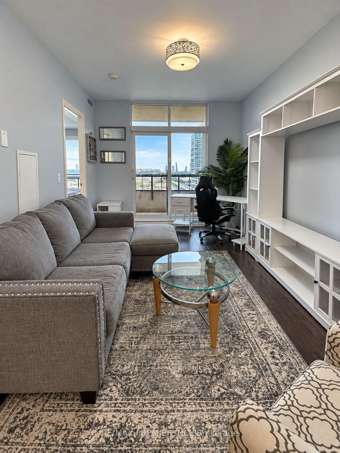 Photo 17 of Unit 1009, 9245 Jane Street, Vaughan, Maple — HOMEH