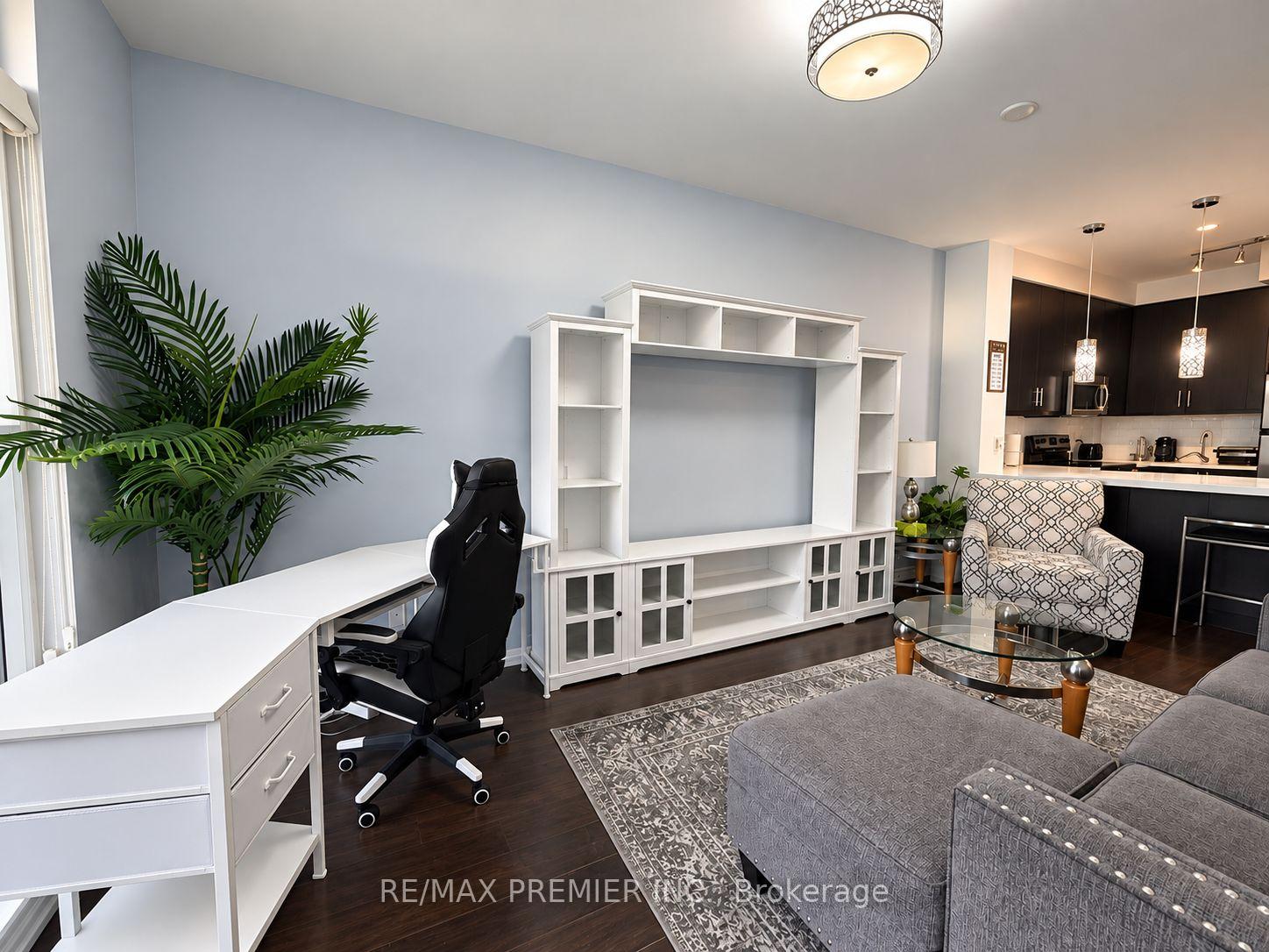 Photo 19 of Unit 1009, 9245 Jane Street, Vaughan, Maple — HOMEH