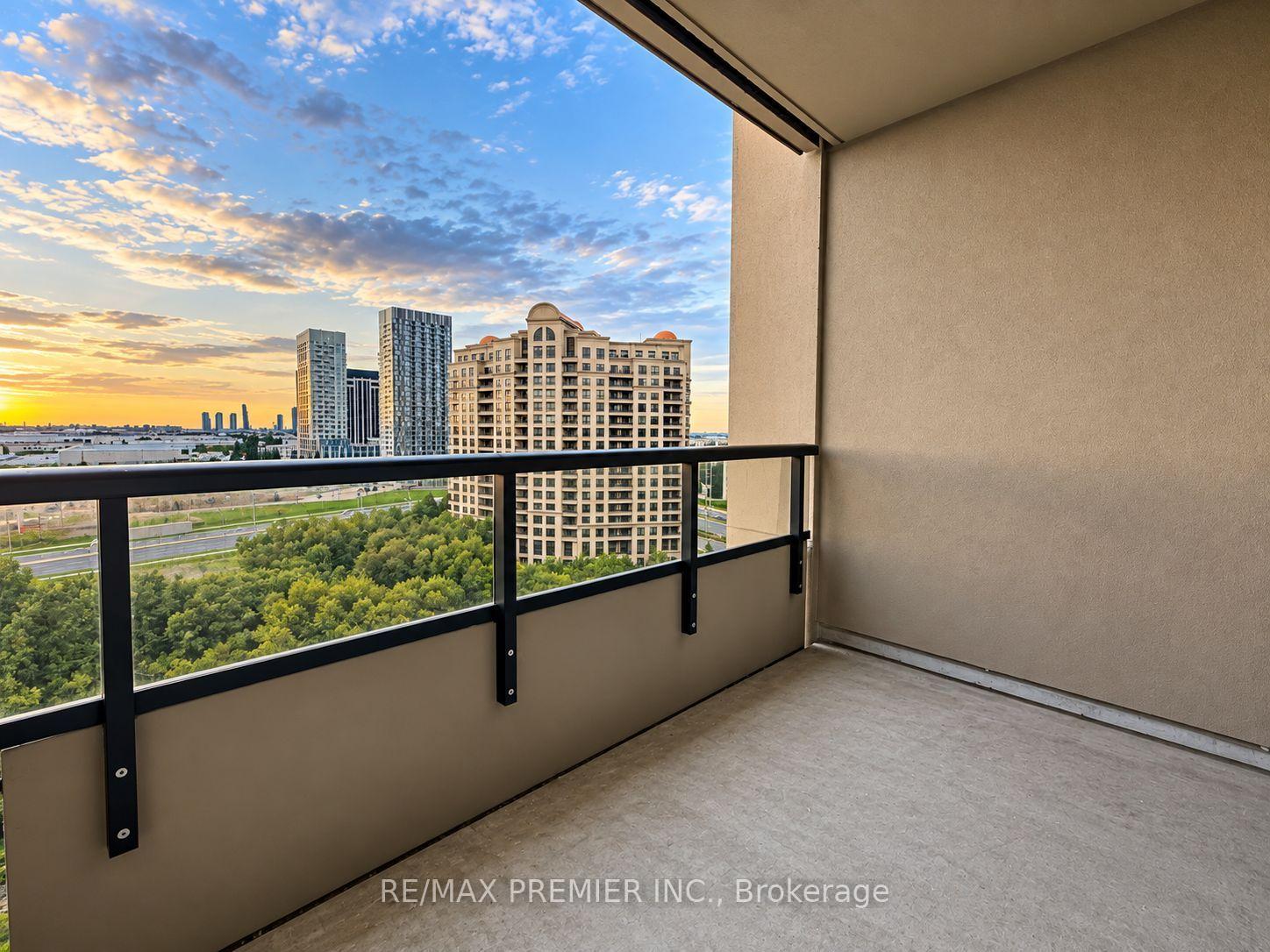 Photo 31 of Unit 1009, 9245 Jane Street, Vaughan, Maple — HOMEH