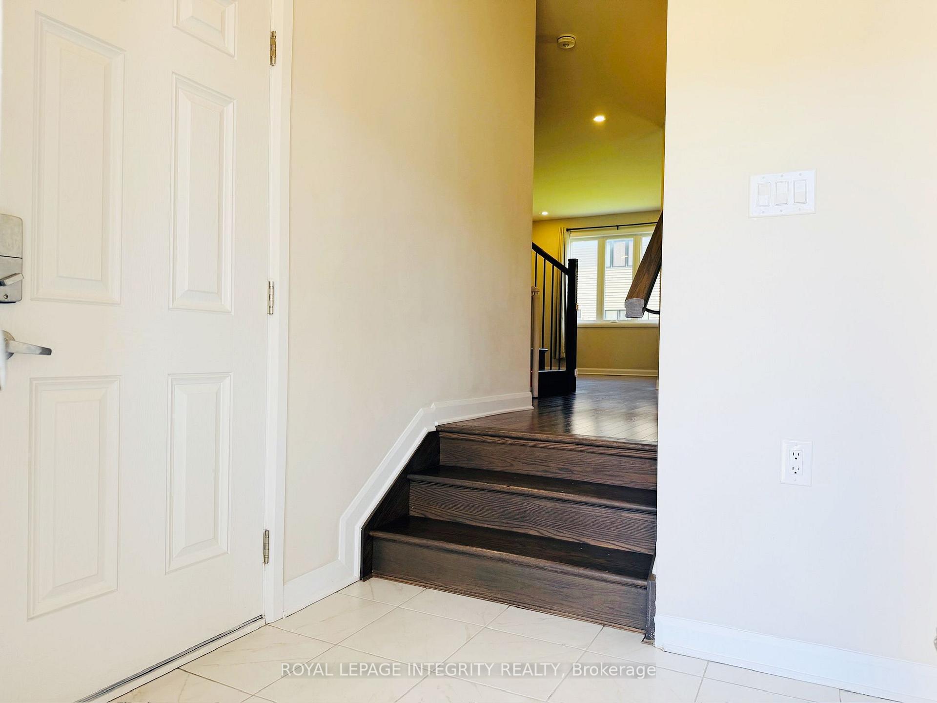 Photo 2 of 123 Chakra Street, Ottawa, Barrhaven - Heritage Park — HOMEH