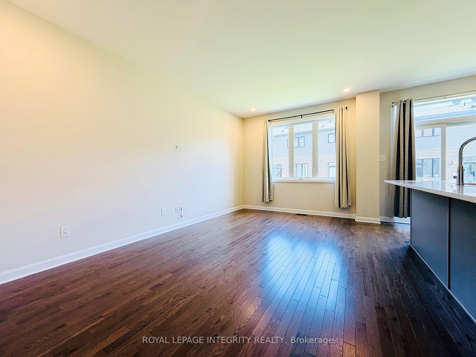 Photo 6 of 123 Chakra Street, Ottawa, Barrhaven - Heritage Park — HOMEH