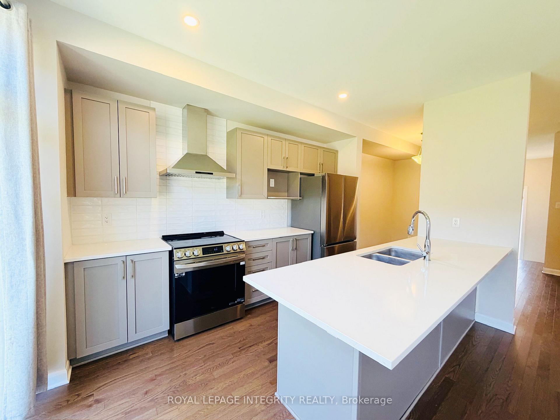 Photo 8 of 123 Chakra Street, Ottawa, Barrhaven - Heritage Park — HOMEH