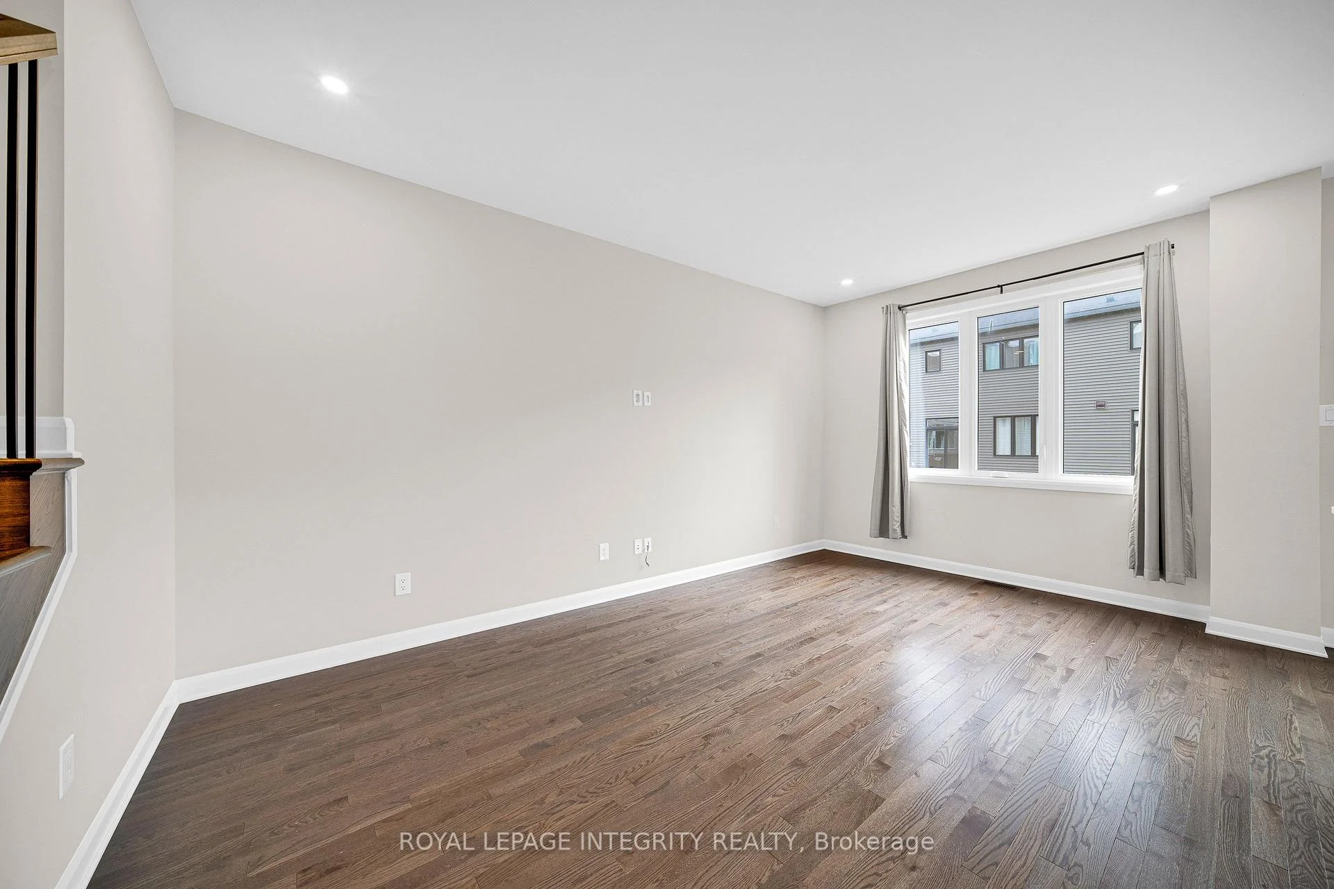 Photo 15 of 123 Chakra Street, Ottawa, Barrhaven - Heritage Park — HOMEH