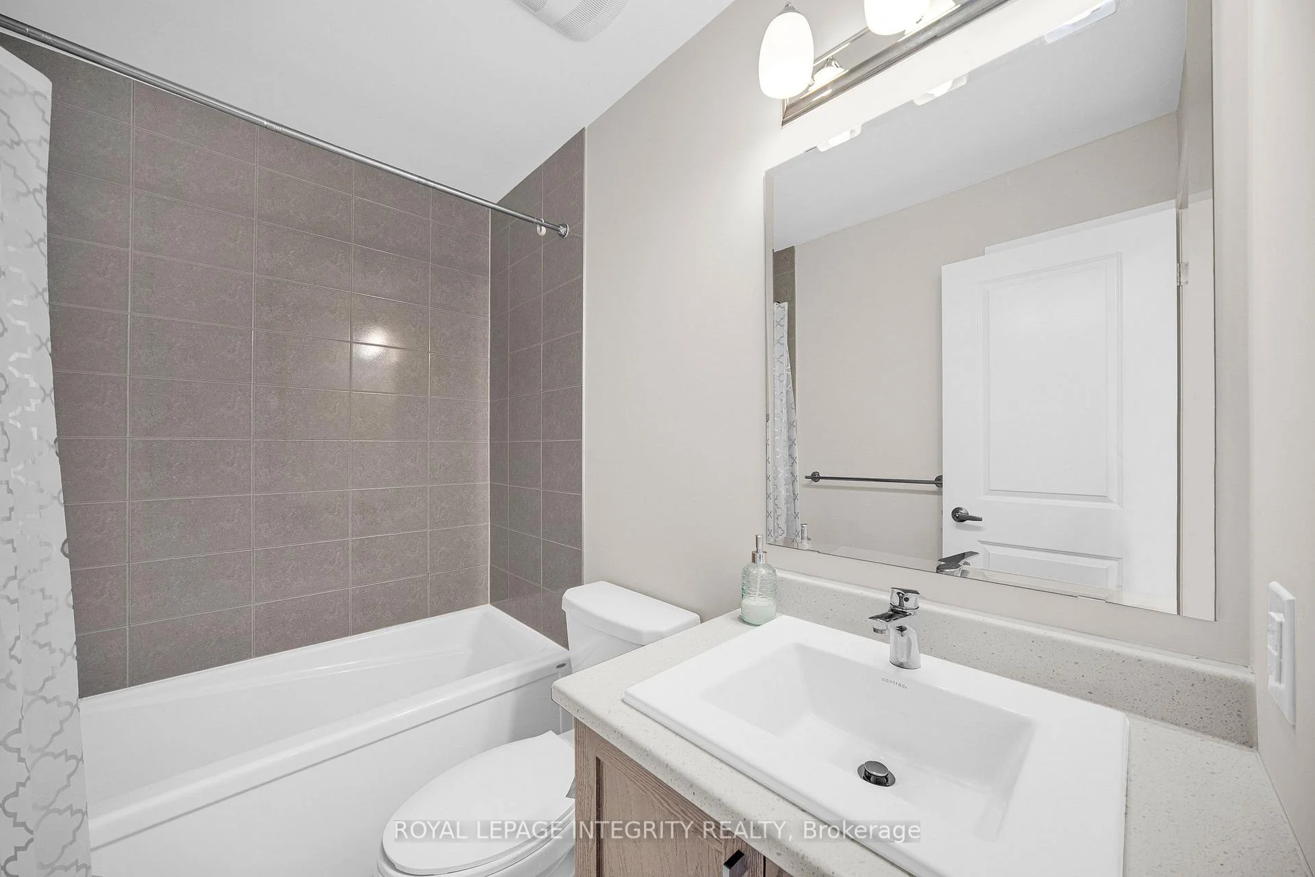 Photo 45 of 123 Chakra Street, Ottawa, Barrhaven - Heritage Park — HOMEH
