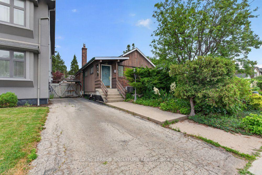 Photo of 20 Tiago Ave