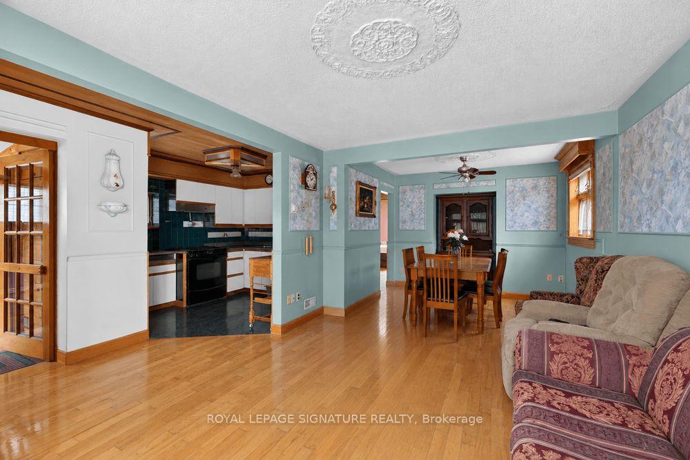 Photo 10 of 20 Tiago Ave, Toronto, O'Connor-Parkview — HOMEH