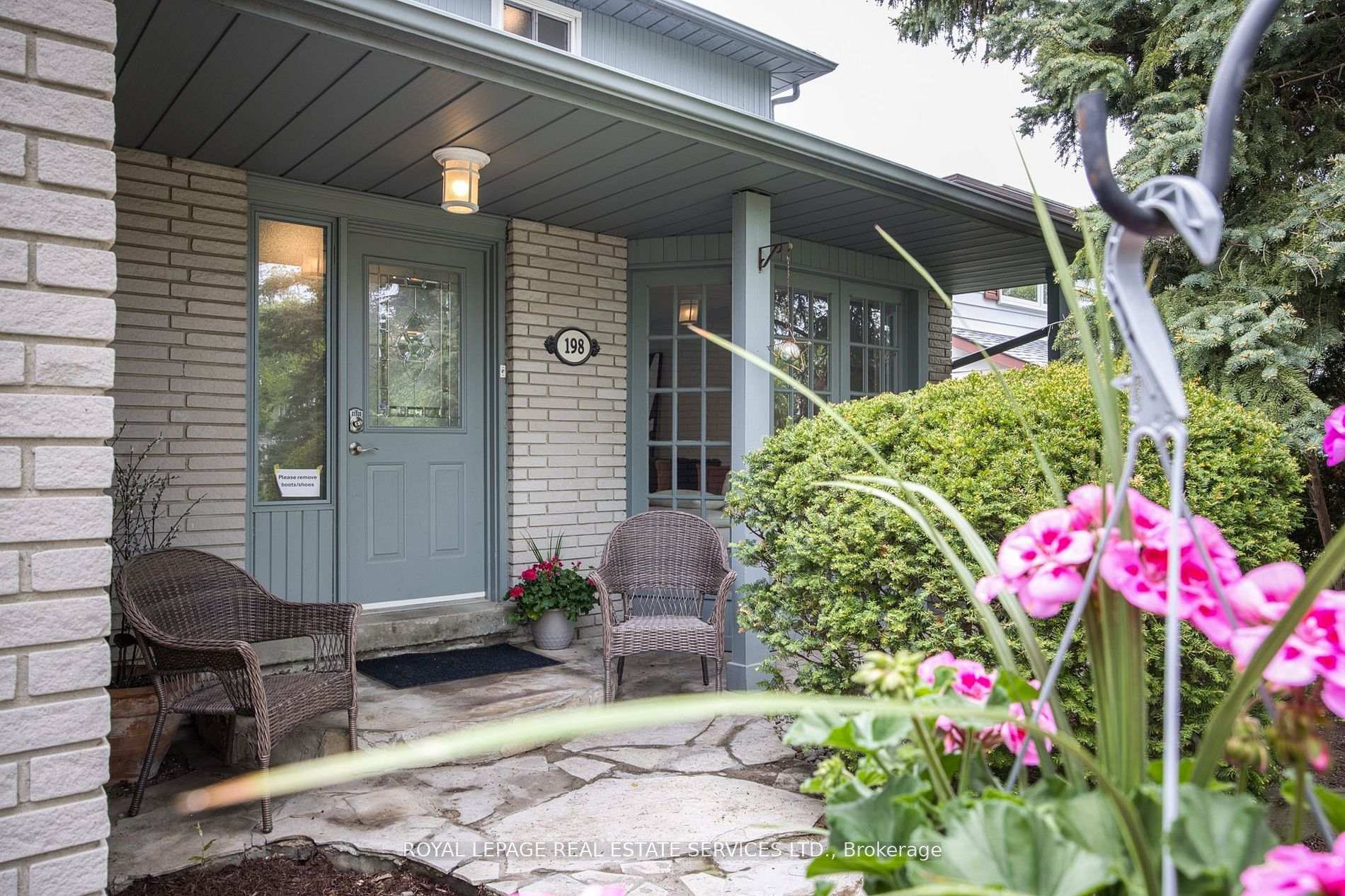 Photo 2 of 198 Romfield Circuit, Markham, Royal Orchard — HOMEH