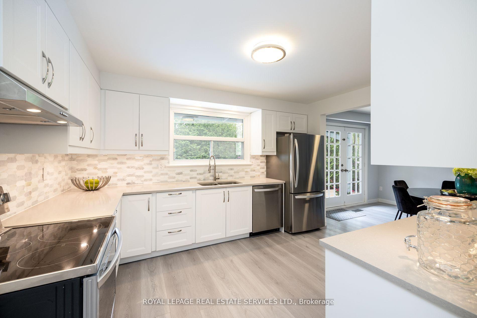 Photo 15 of 198 Romfield Circuit, Markham, Royal Orchard — HOMEH