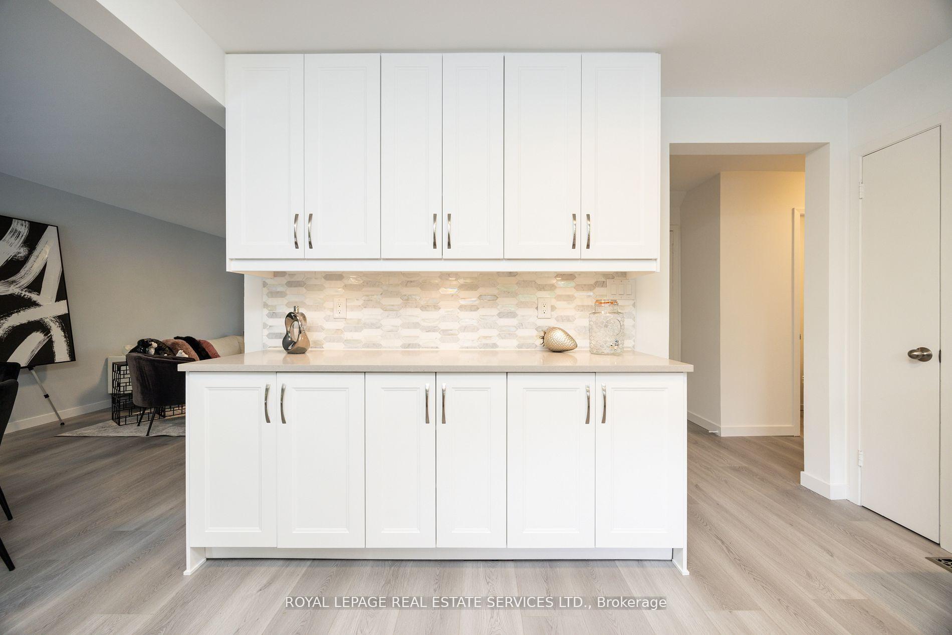 Photo 20 of 198 Romfield Circuit, Markham, Royal Orchard — HOMEH