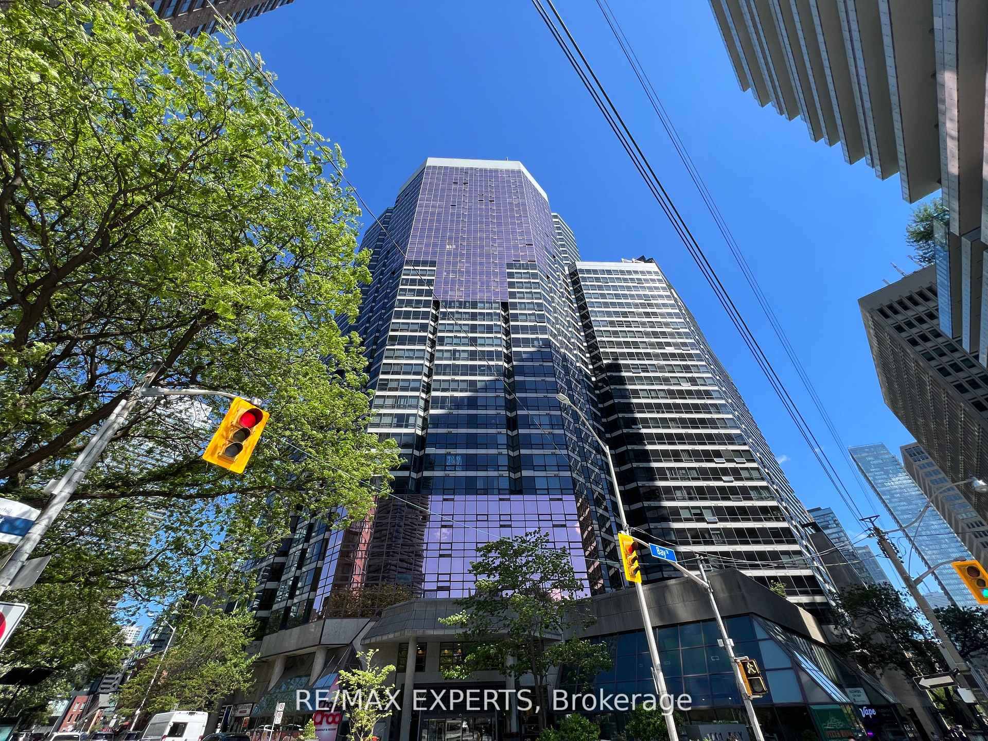 Front of Unit 2116, 1001 Bay Street