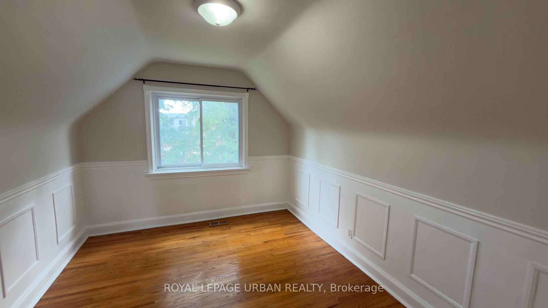 Photo 19 of 33 Amsterdam Avenue, Toronto, O'Connor-Parkview — HOMEH