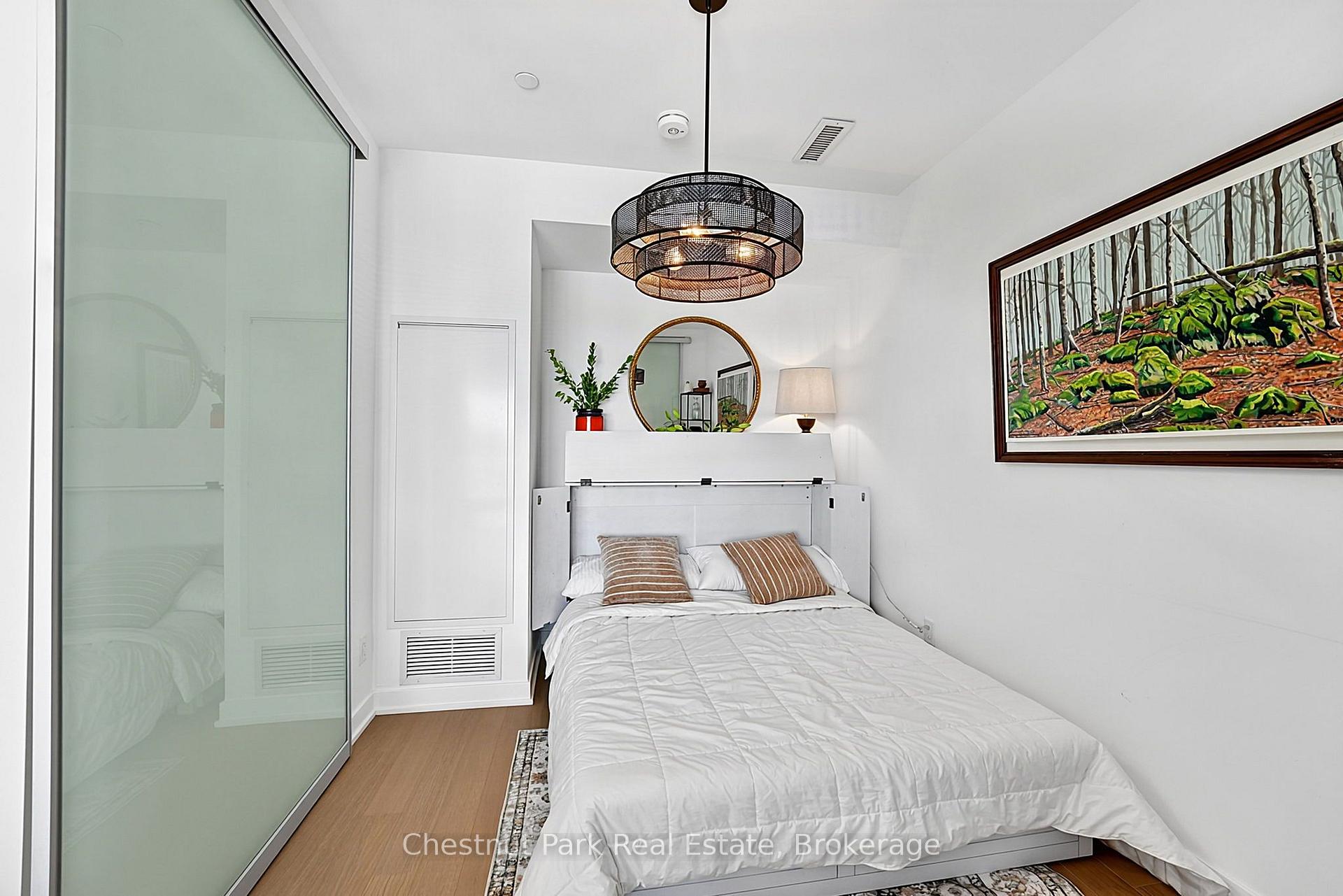 Photo 10 of Unit 618, 31 Huron Street, Collingwood — HOMEH