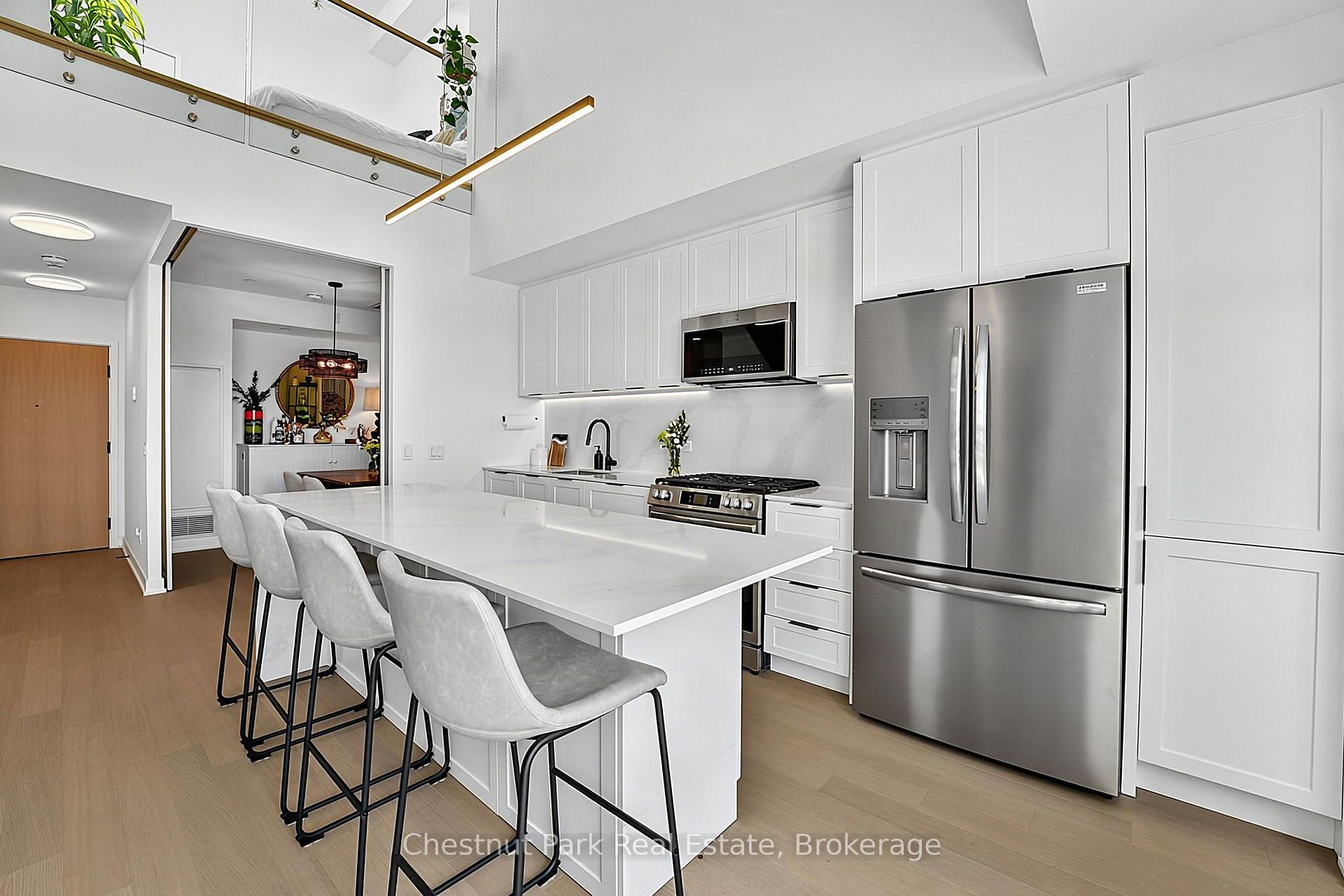 Photo 15 of Unit 618, 31 Huron Street, Collingwood — HOMEH
