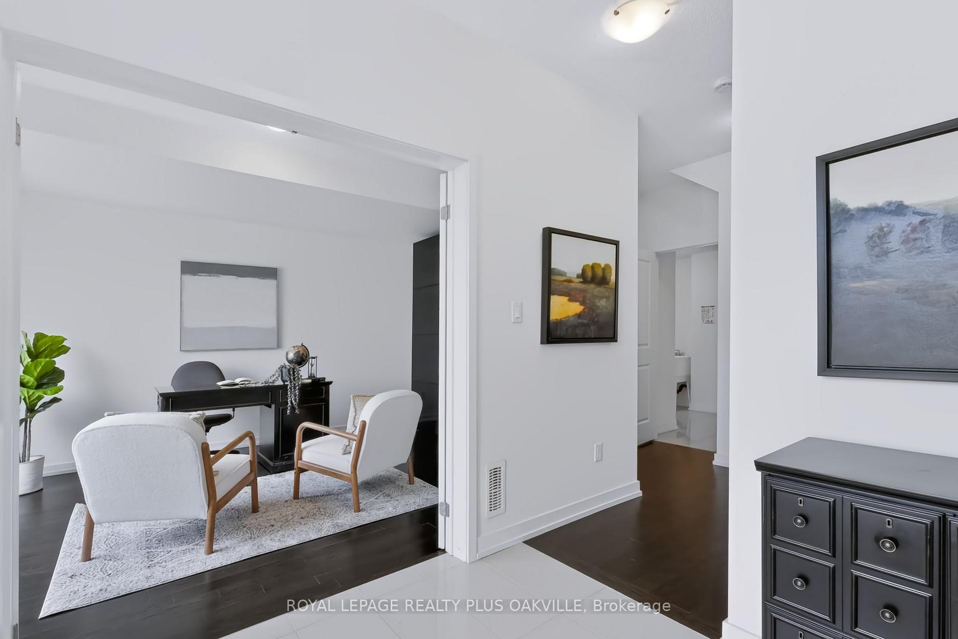 Photo 7 of Unit 5, 211 Squire Crescent, Oakville, Glenorchy — HOMEH