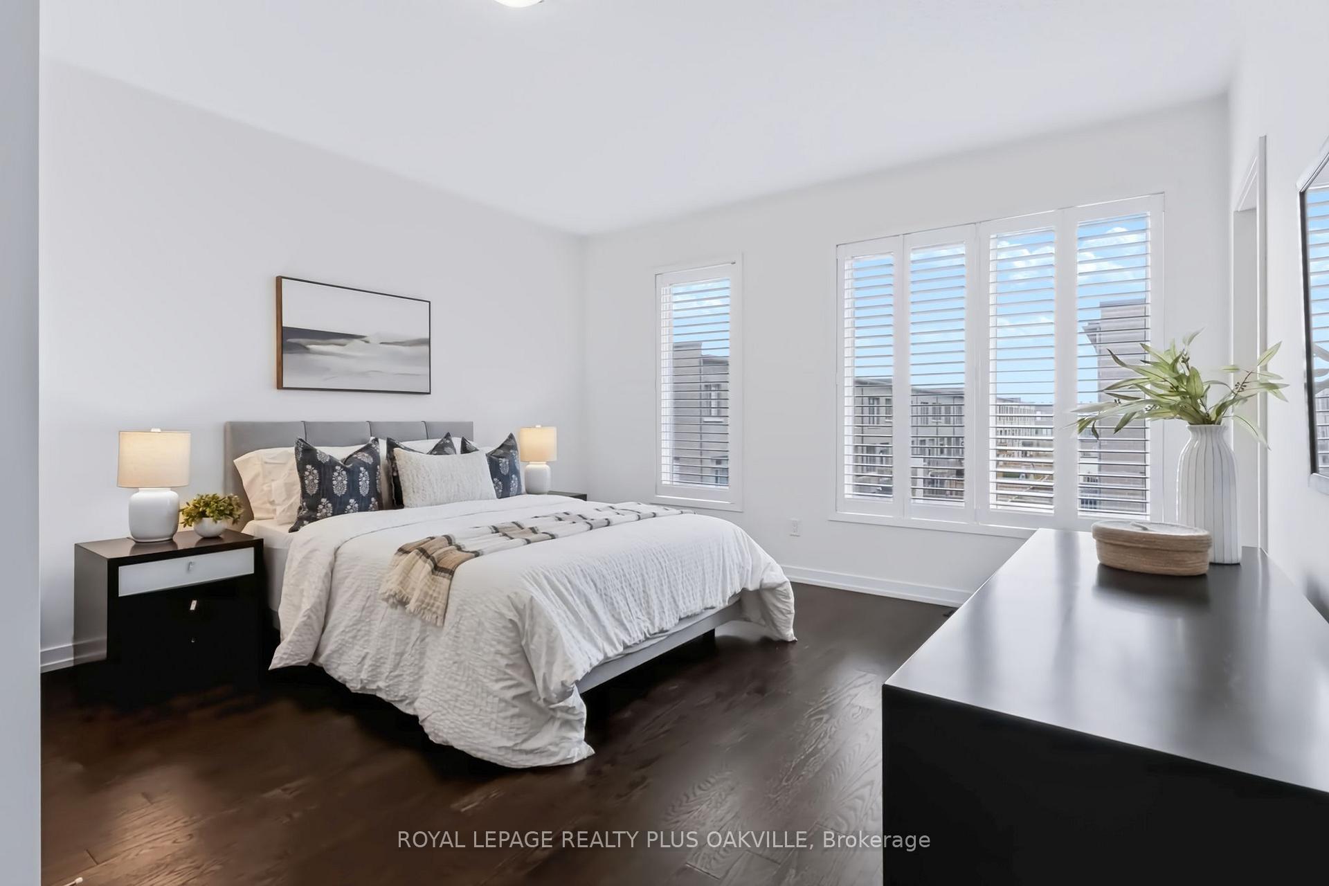 Photo 30 of Unit 5, 211 Squire Crescent, Oakville, Glenorchy — HOMEH