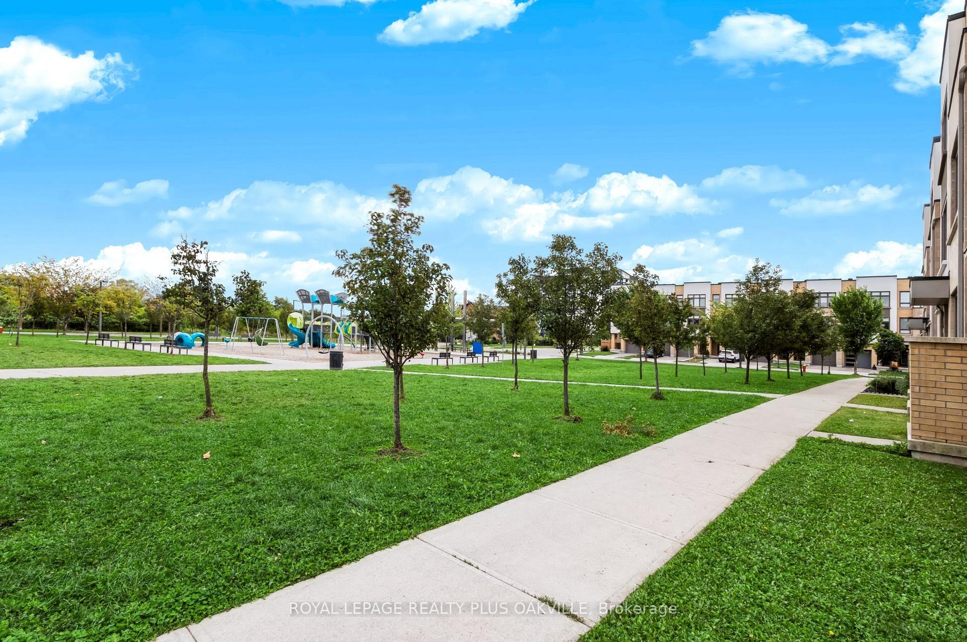 Photo 44 of Unit 5, 211 Squire Crescent, Oakville, Glenorchy — HOMEH