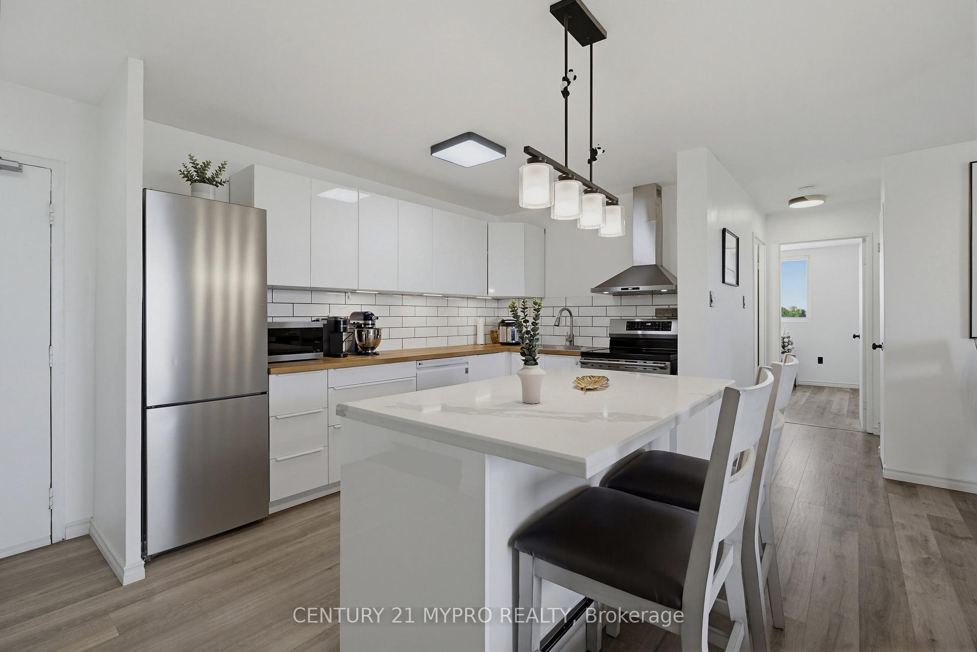 Photo 4 of Unit 708, 563 Mornington Avenue, London, East G — HOMEH