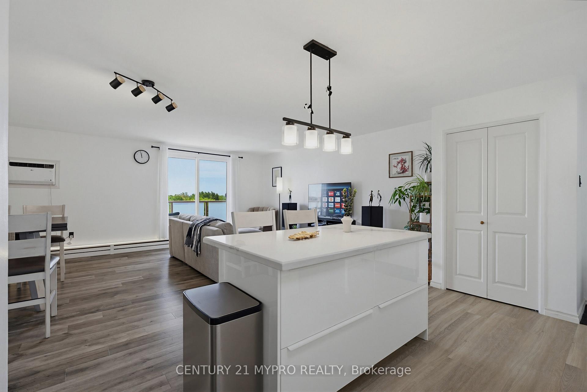 Photo 6 of Unit 708, 563 Mornington Avenue, London, East G — HOMEH