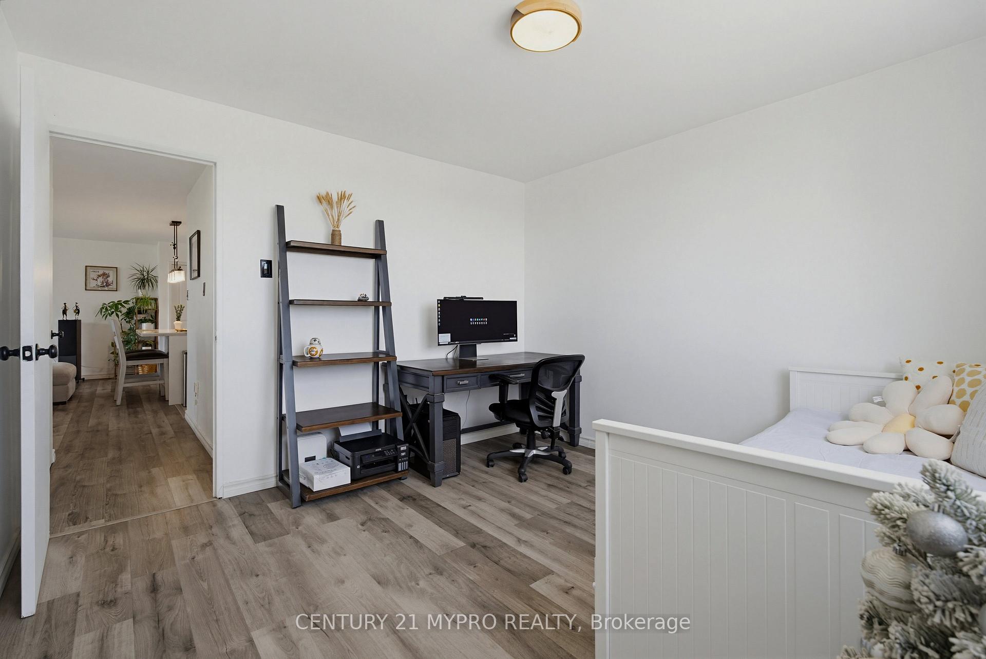 Photo 15 of Unit 708, 563 Mornington Avenue, London, East G — HOMEH
