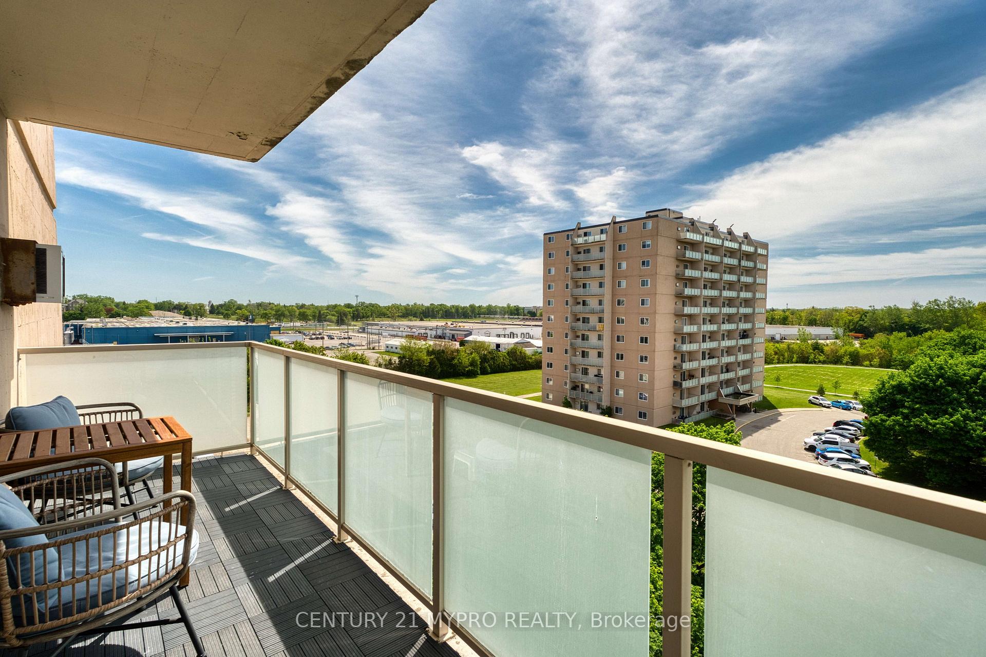 Photo 17 of Unit 708, 563 Mornington Avenue, London, East G — HOMEH