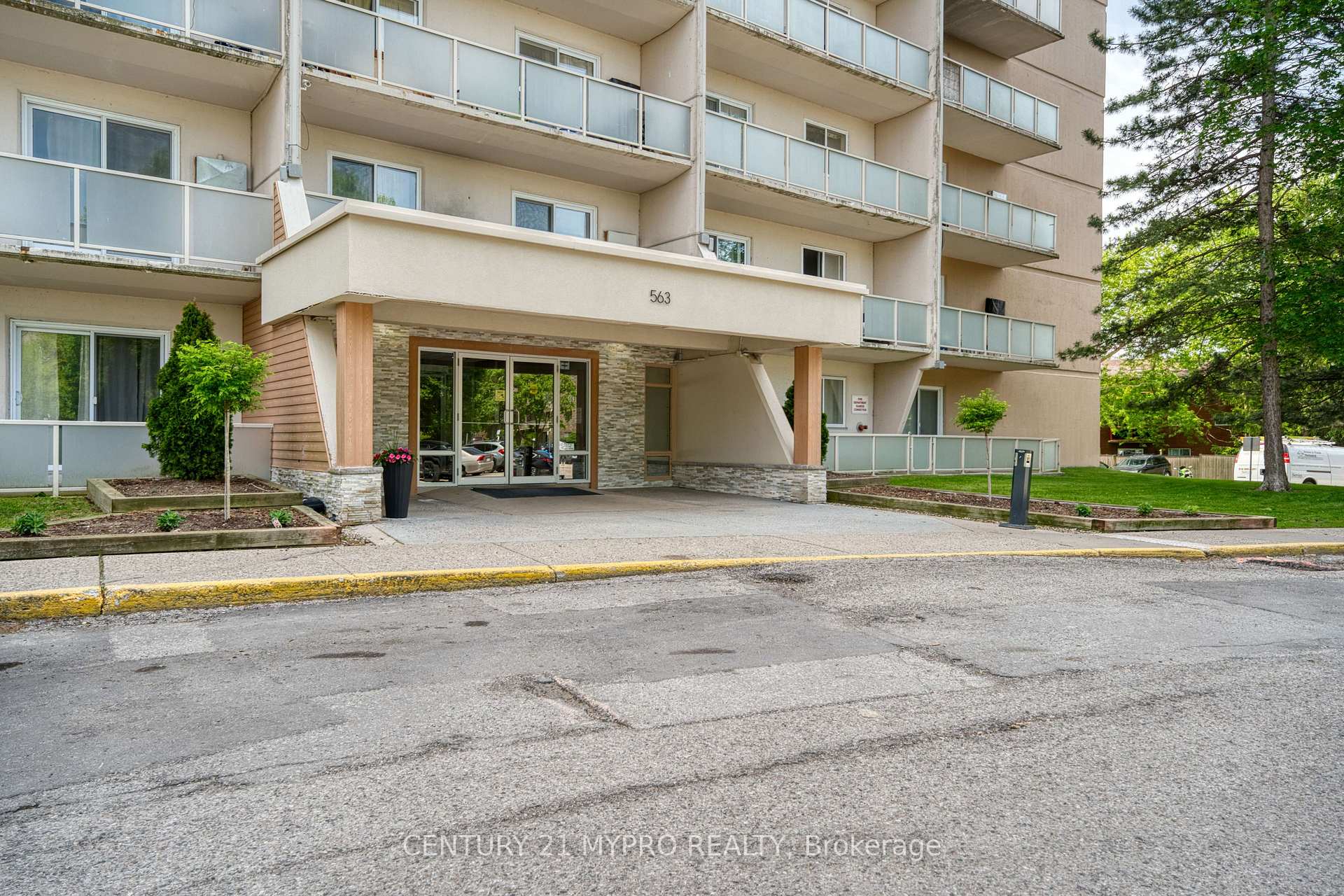 Photo 24 of Unit 708, 563 Mornington Avenue, London, East G — HOMEH