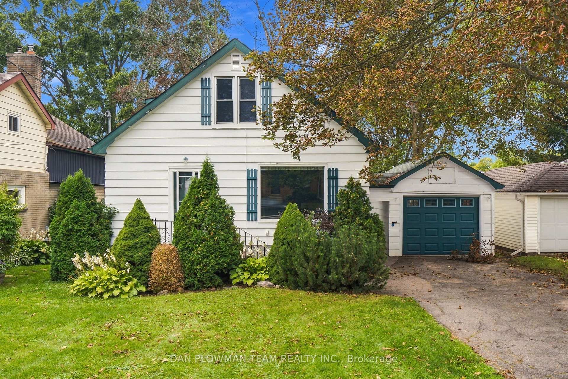 Photo 1 of 98 Scugog Street, Clarington, Bowmanville — HOMEH