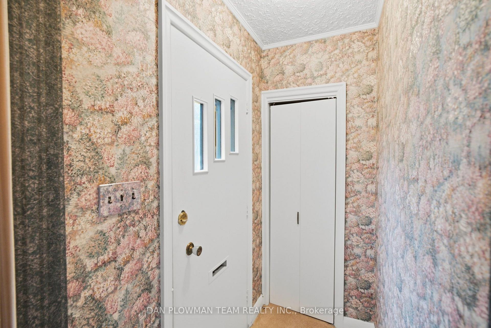 Photo 4 of 98 Scugog Street, Clarington, Bowmanville — HOMEH