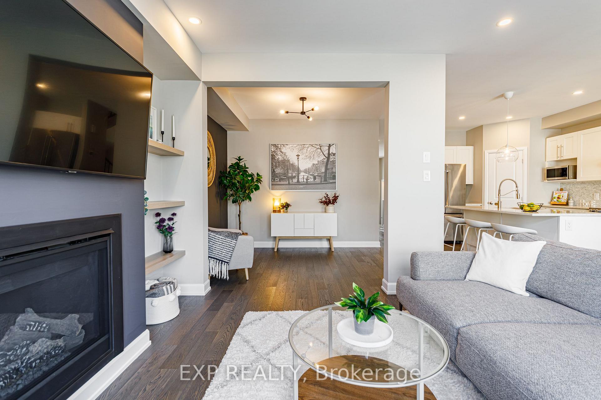 Photo 6 of 17 Allan Moore Place, Ottawa, Stittsville (North) — HOMEH