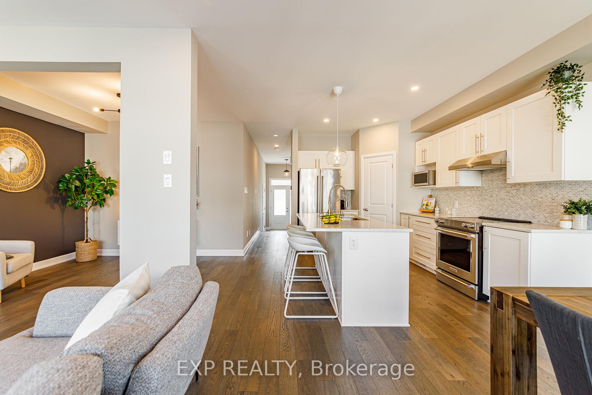 Photo 9 of 17 Allan Moore Place, Ottawa, Stittsville (North) — HOMEH